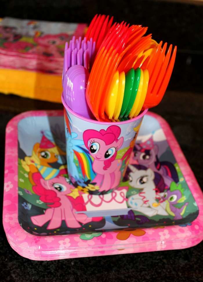 Rainbow Dash My Little Pony Birthday Party Ideas Photo 1 of 46 Catch My Pa